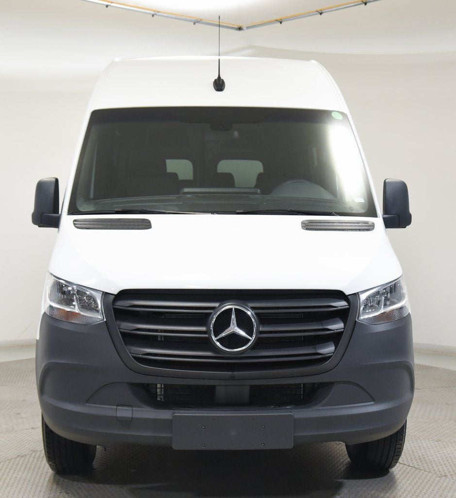 2024 Mercedes-Benz Sprinter 2500 Passenger 144 WB