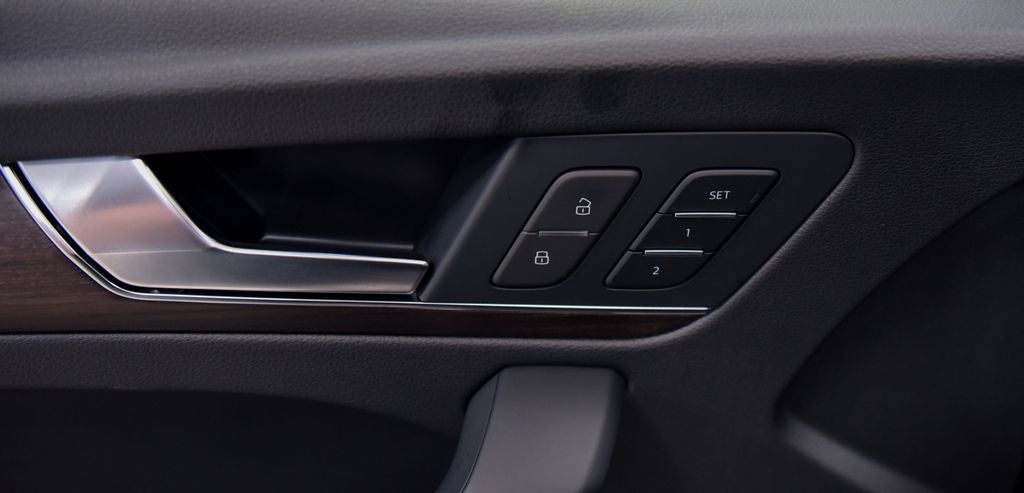 2023 Audi Q5 45 S line Premium quattro