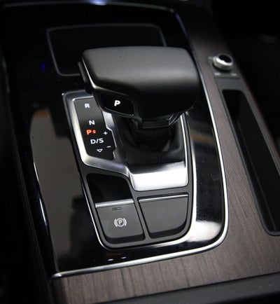 2023 Audi Q5 45 S line Premium quattro