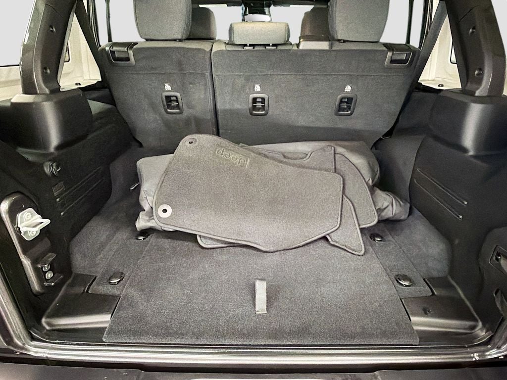 2025 Jeep Wrangler Sahara 4xe