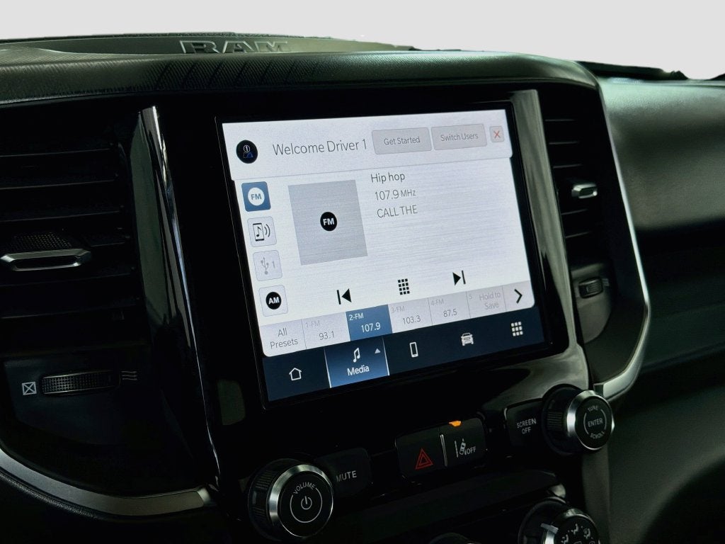 2025 RAM 1500 Big Horn/Lone Star