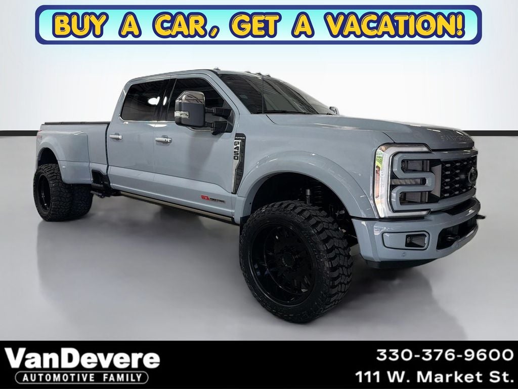 2025 Ford F-450SD Platinum DRW