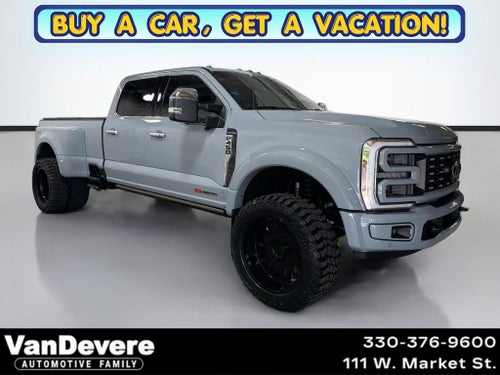 2025 Ford F-450SD Platinum DRW