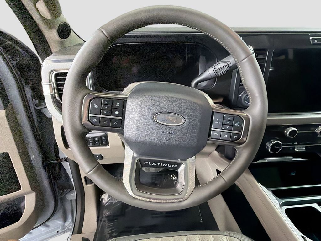 2025 Ford F-450SD Platinum DRW