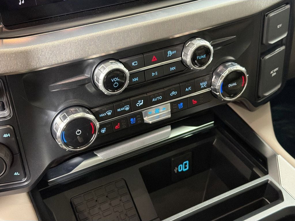 2025 Ford F-450SD Platinum DRW