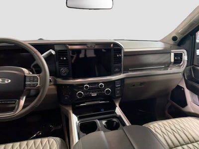 2025 Ford F-450SD Platinum DRW