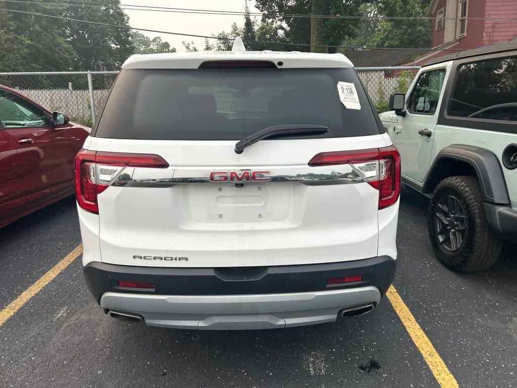 2022 GMC Acadia SLE