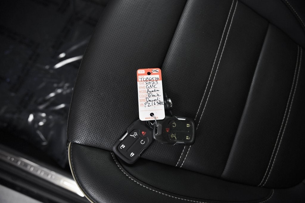 2023 GMC Acadia Denali