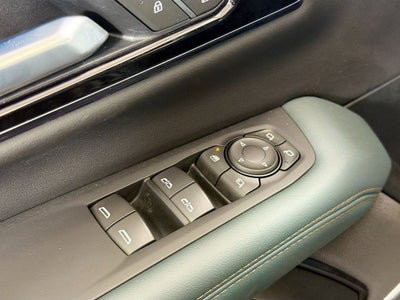 2025 GMC Yukon AT4