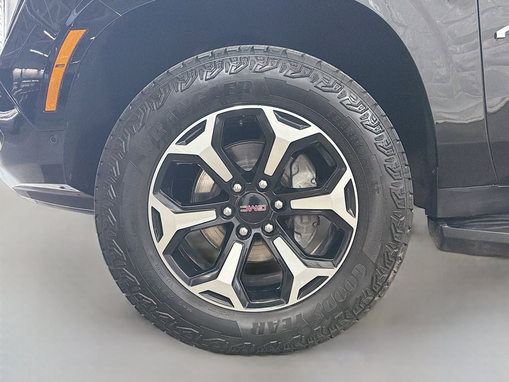 2025 GMC Yukon AT4