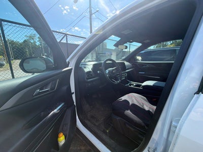 2024 Chevrolet Traverse LS