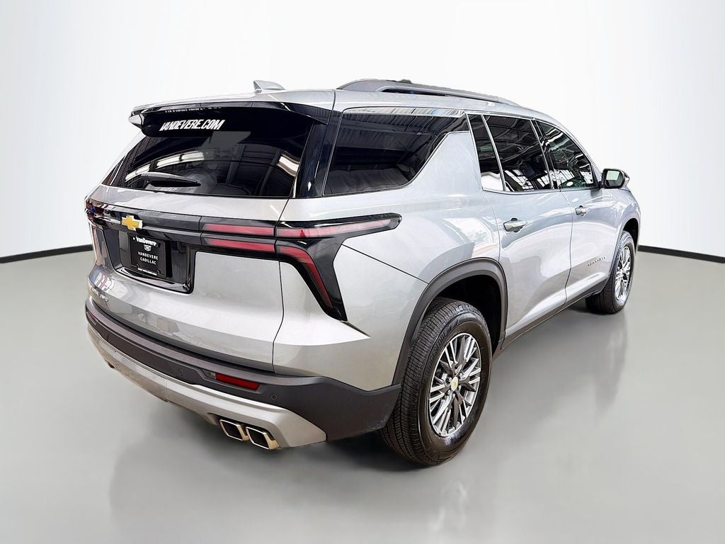 2025 Chevrolet Traverse LT 2LT