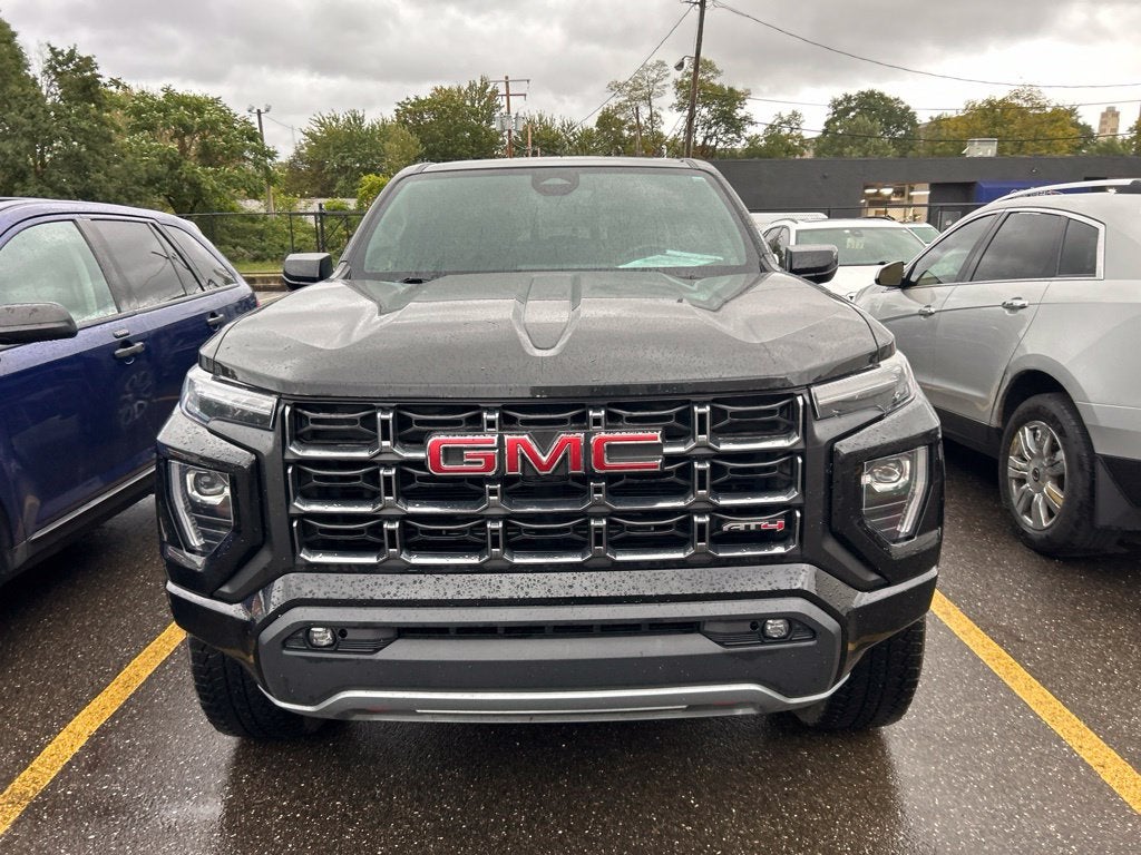 2023 GMC Canyon AT4