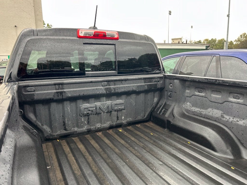 2023 GMC Canyon AT4