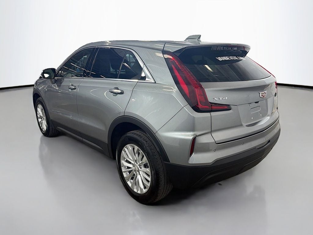 2024 Cadillac XT4 Luxury