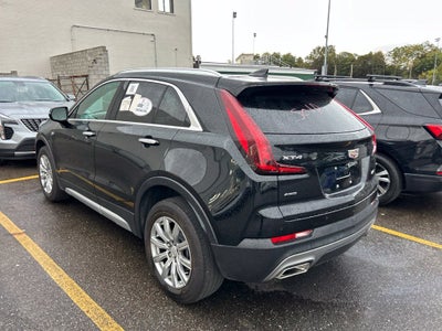 2023 Cadillac XT4 Premium Luxury
