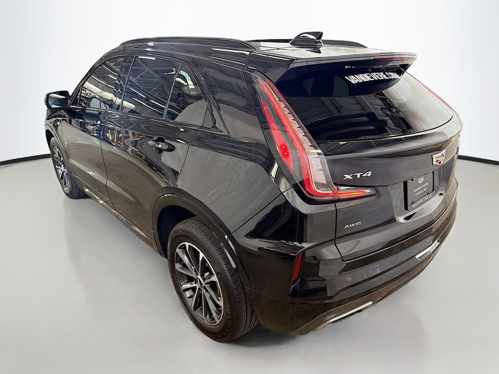 2024 Cadillac XT4 Sport