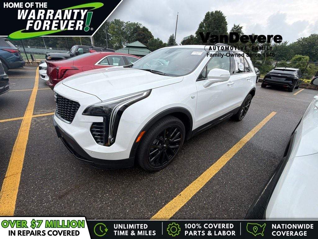 2022 Cadillac XT4 Sport