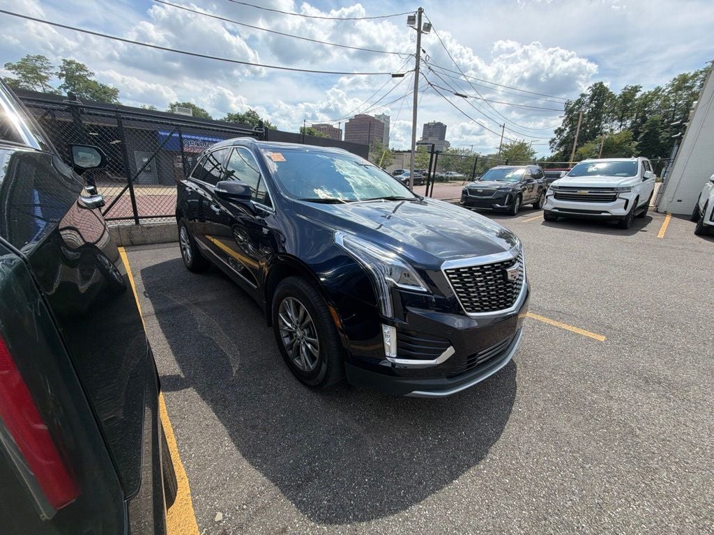 2022 Cadillac XT5 Premium Luxury