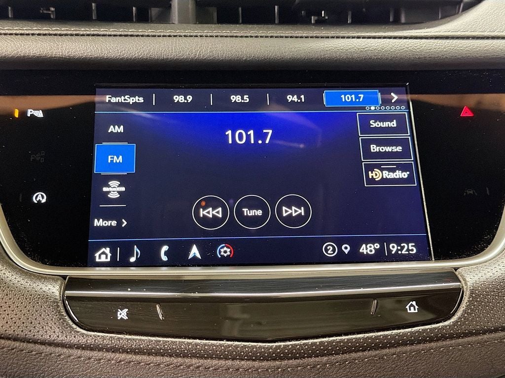 2023 Cadillac XT5 Sport