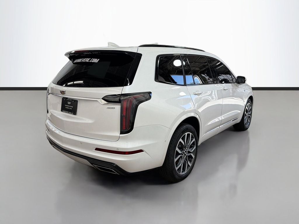 2024 Cadillac XT6 Sport