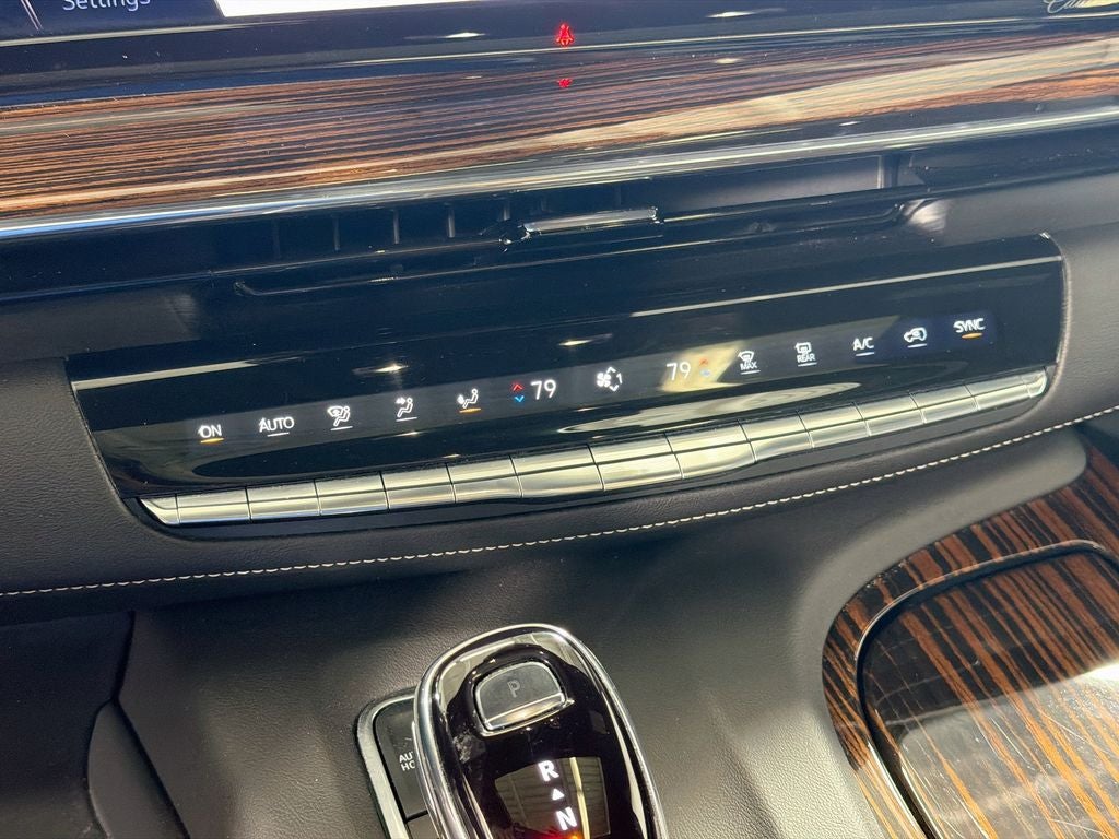 2022 Cadillac Escalade Premium Luxury
