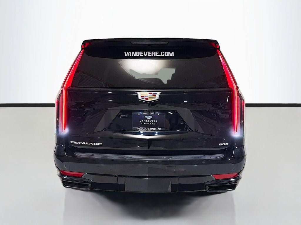 2023 Cadillac Escalade Sport
