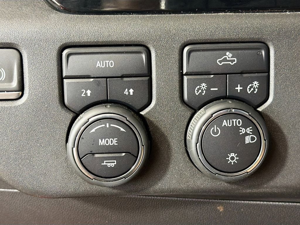 2023 Chevrolet Silverado 1500 LT Texas Edition