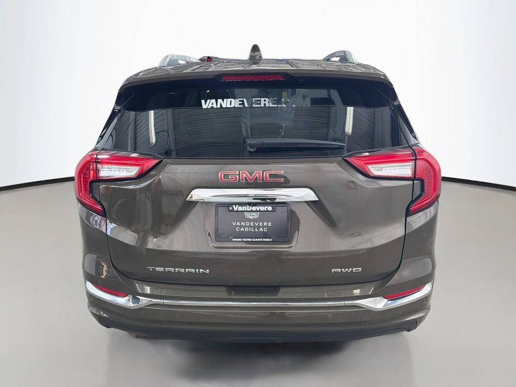 2023 GMC Terrain Denali