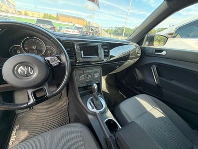 2018 Volkswagen Beetle 2.0T S