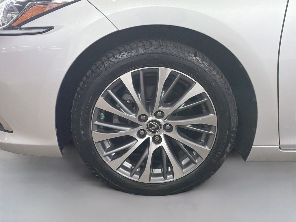 2021 Lexus ES 250