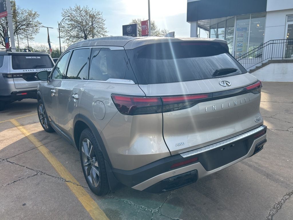 2023 INFINITI QX60 LUXE