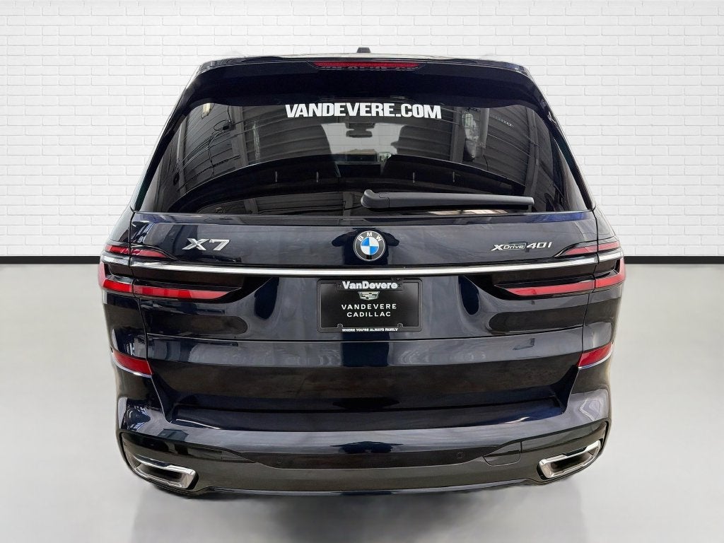 2024 BMW X7 xDrive40i