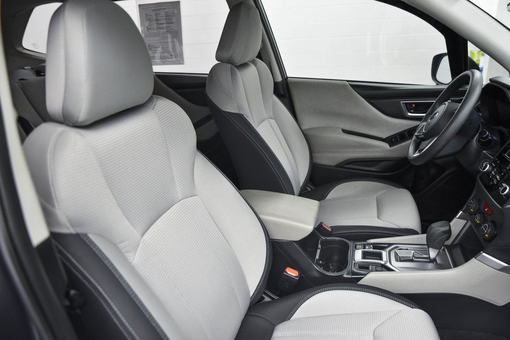 2023 Subaru Forester Base