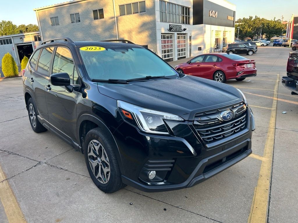2023 Subaru Forester Premium