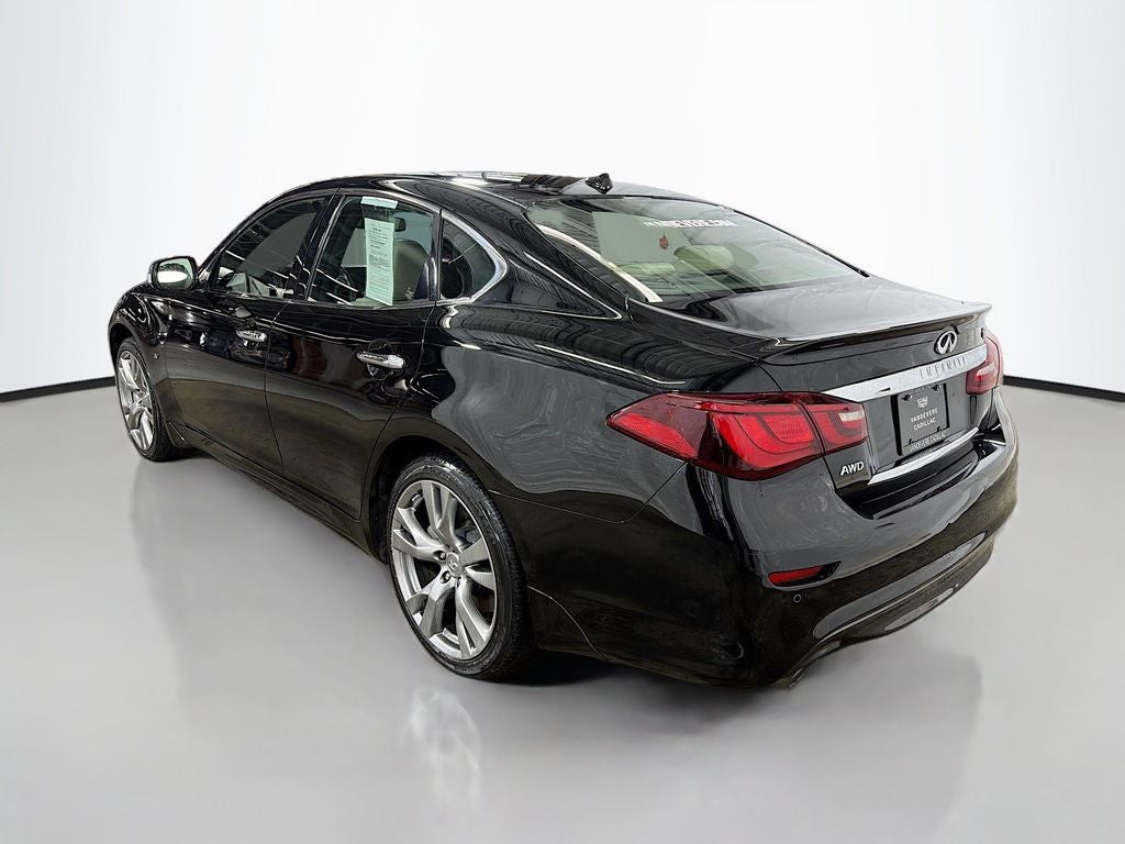 2016 INFINITI Q70 3.7X