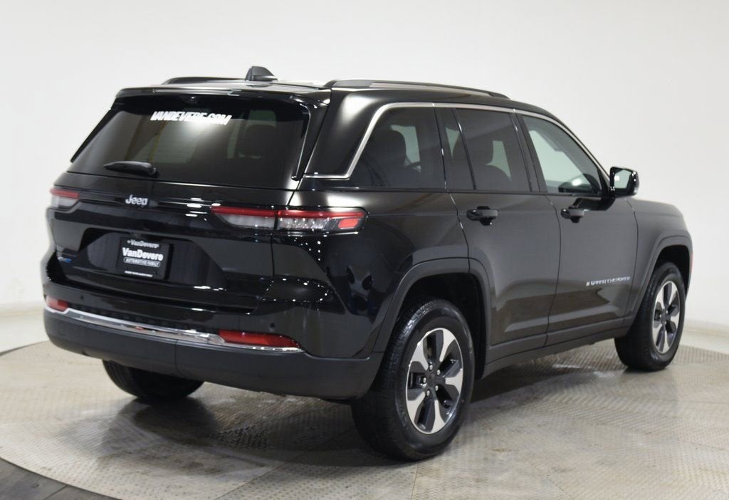 2022 Jeep Grand Cherokee 4xe BASE