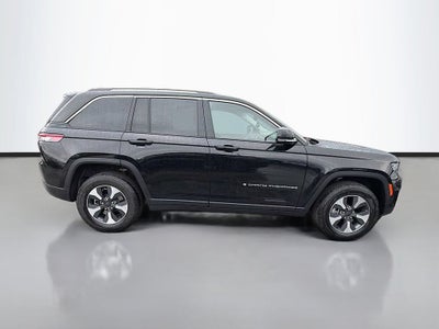 2022 Jeep Grand Cherokee 4xe BASE