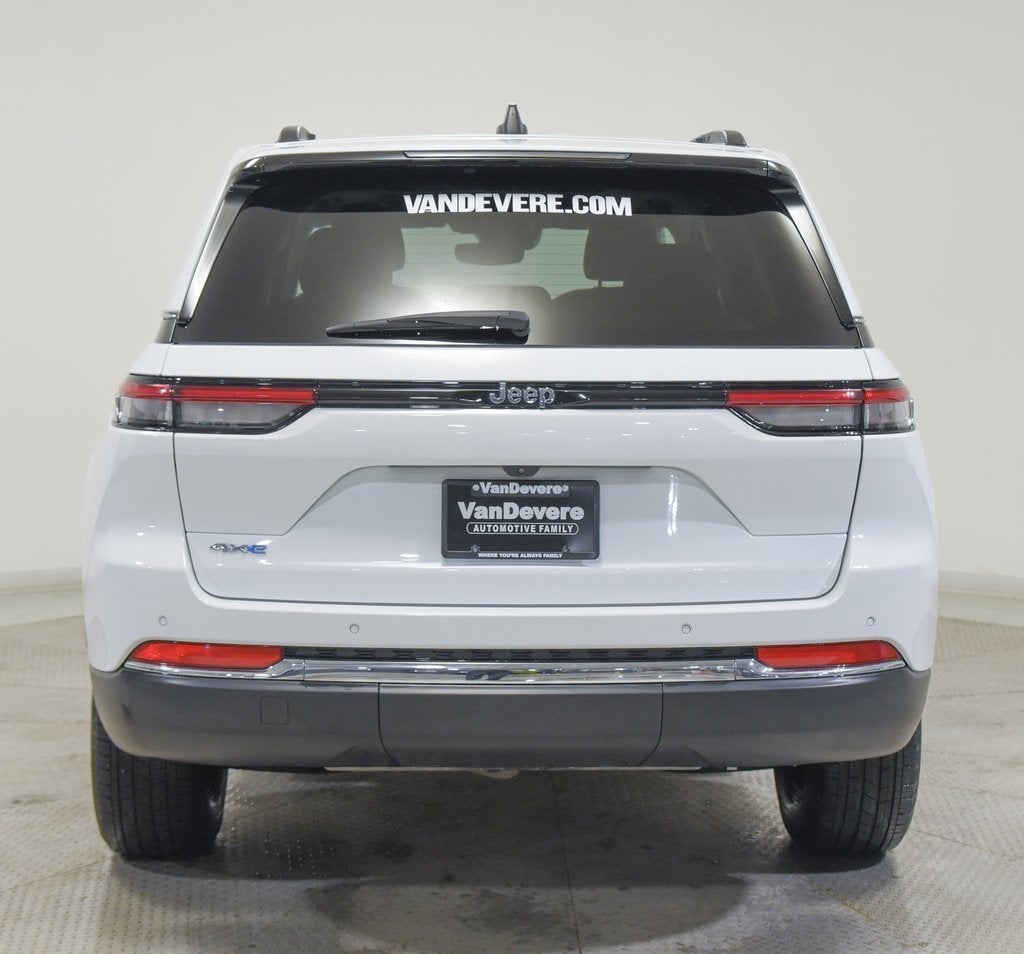 2022 Jeep Grand Cherokee 4xe BASE