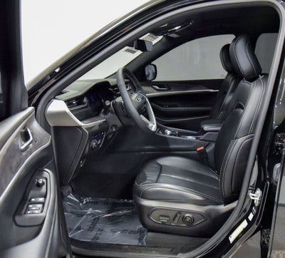 2025 Jeep Grand Cherokee 4xe Anniversary Edition