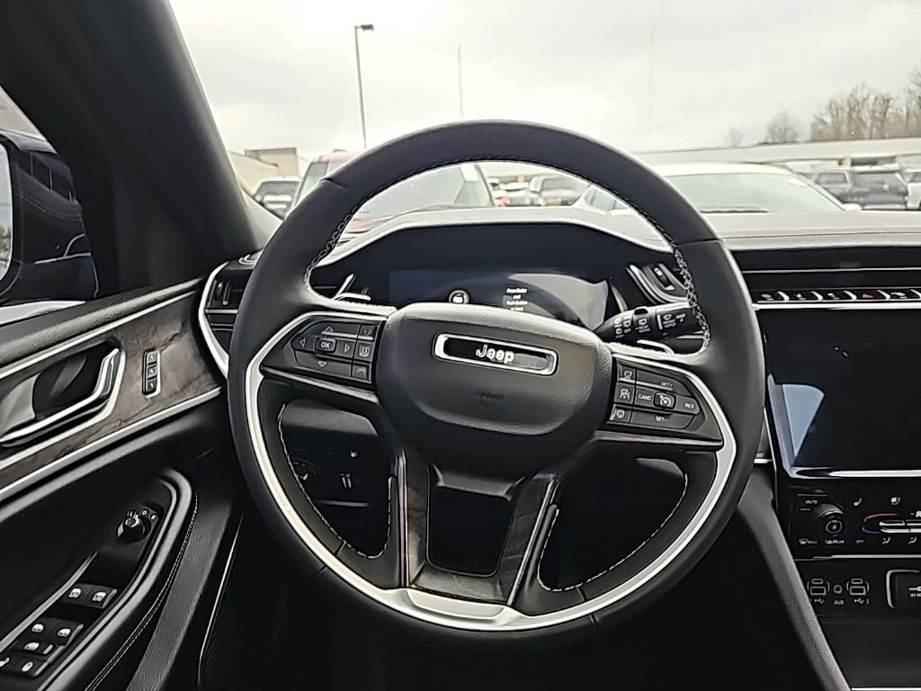 2025 Jeep Grand Cherokee 4xe Anniversary Edition