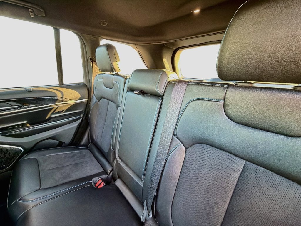 2023 Jeep Grand Cherokee 4xe Trailhawk