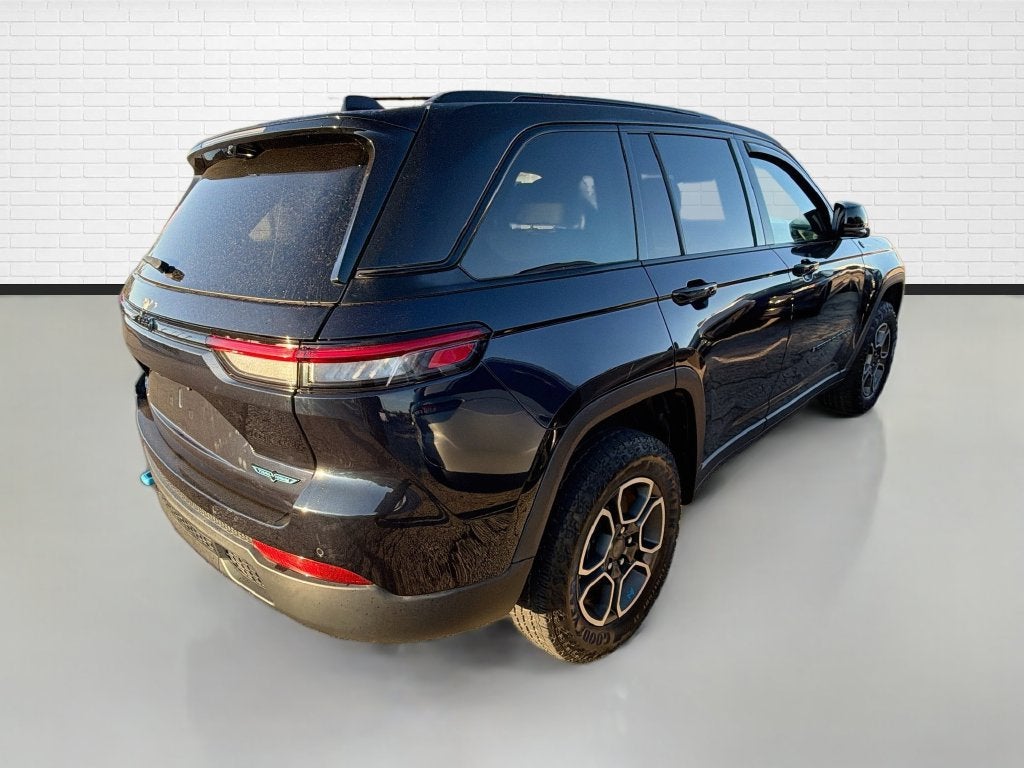 2023 Jeep Grand Cherokee 4xe Trailhawk