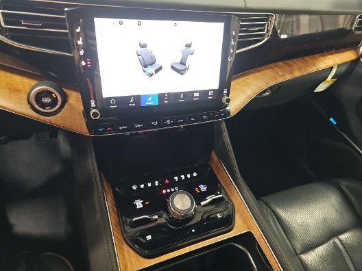 2022 Jeep Grand Wagoneer Series II