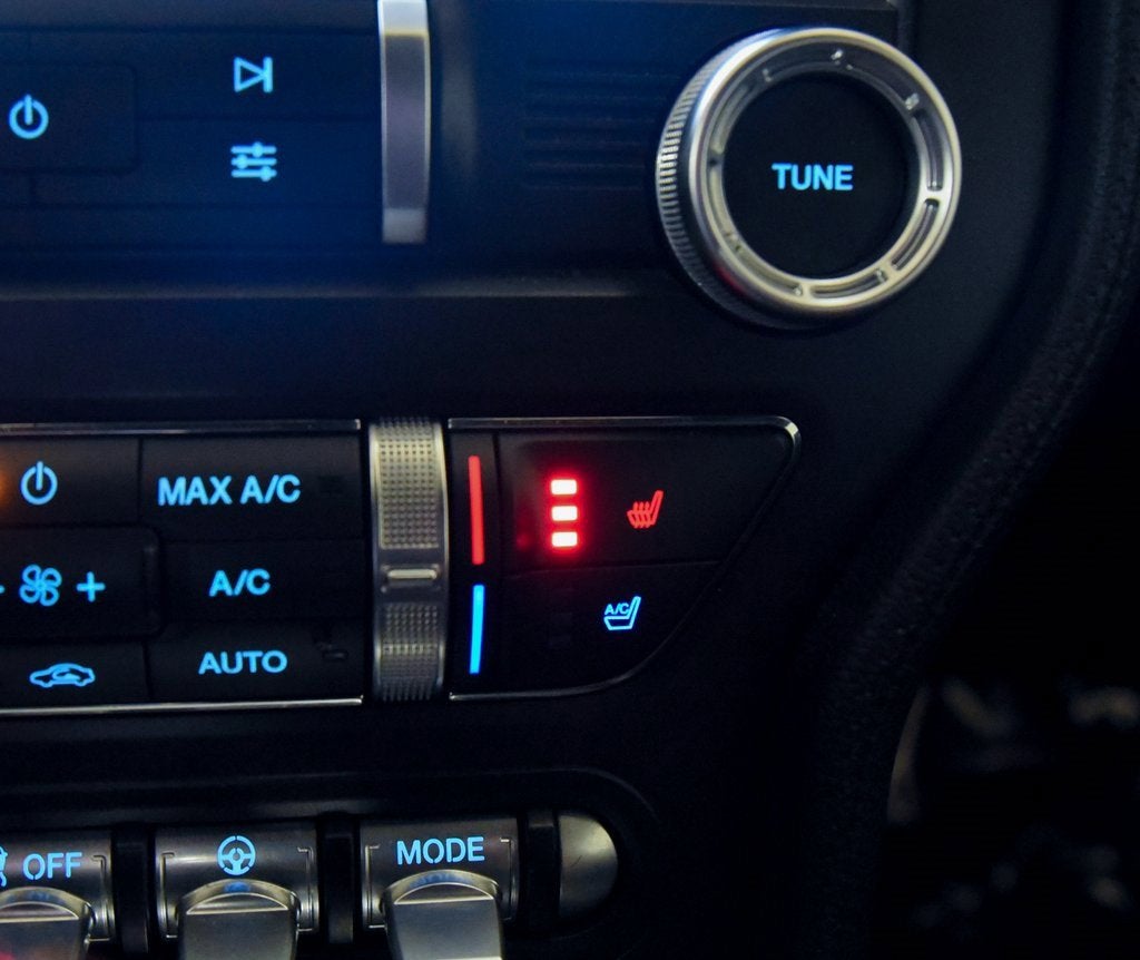 2022 Ford Mustang EcoBoost