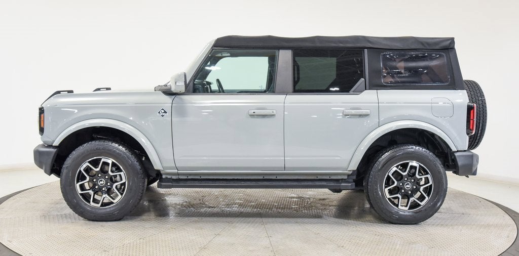 2021 Ford Bronco Base