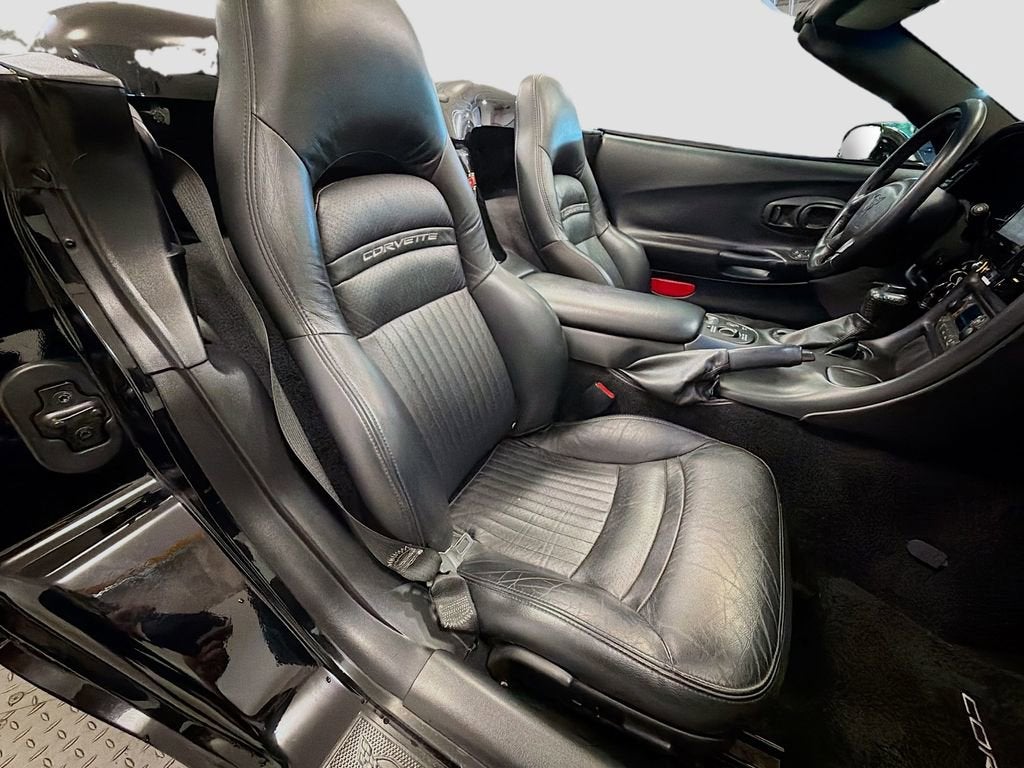 2004 Chevrolet Corvette NA