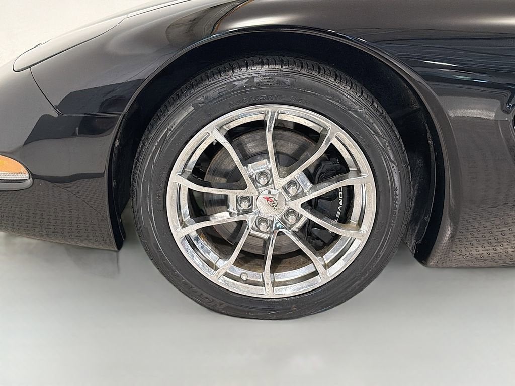 2004 Chevrolet Corvette NA