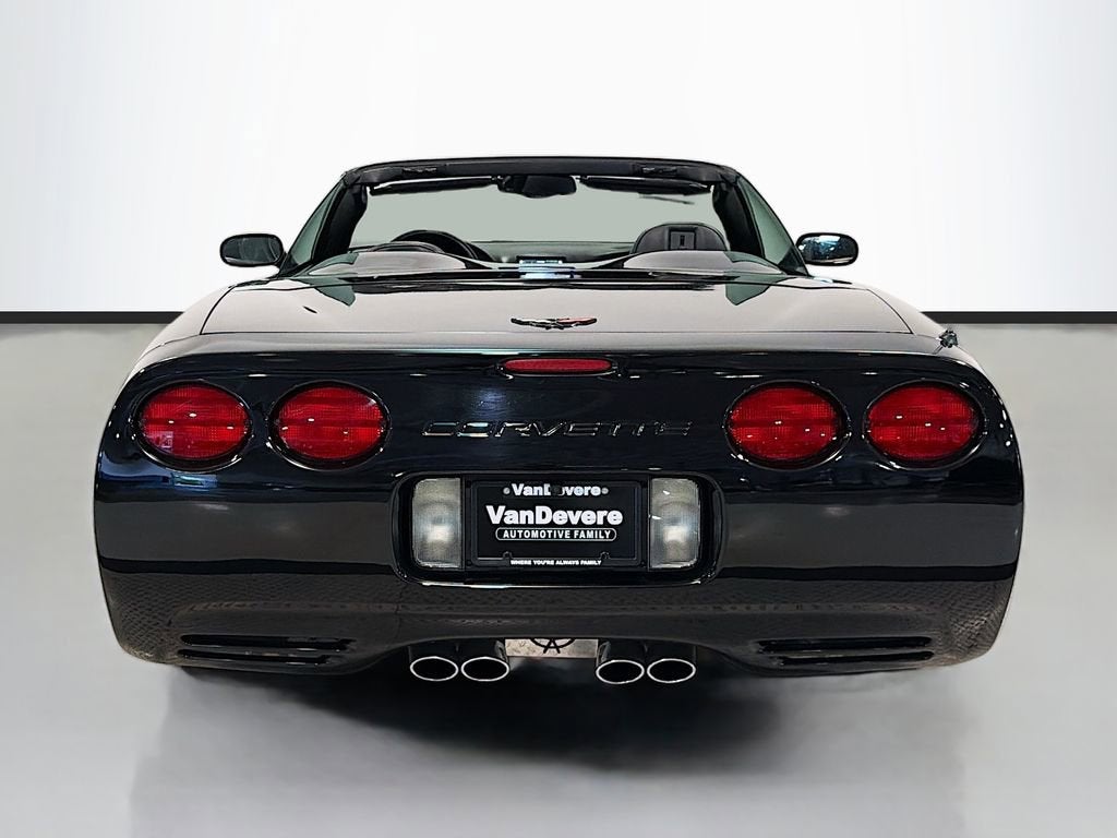 2004 Chevrolet Corvette NA