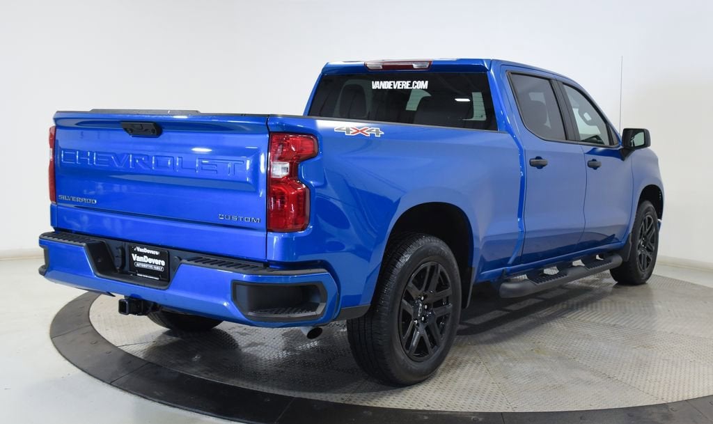 2024 Chevrolet Silverado 1500 Custom
